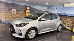 Cinza Usado 2022 Toyota Yaris Comfort | € 16.500 (Super Preço)