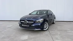 Azul Usado 2018 Mercedes CLA180 Urban Sedan | € 19.990 (Preço justo)