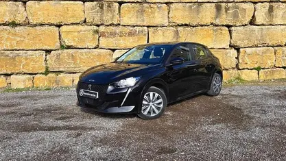 Usado 2020 Peugeot e-208 Active Citadino | € 16.500 (Preço justo)