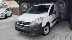 Branco Usado 2018 Peugeot Partner Monovolume | € 12.900 (Preço justo)