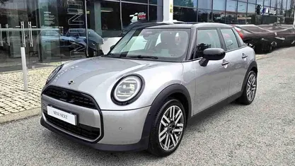Usado 2024 Mini Cooper Classic Citadino | € 29.900 (Super Preço)