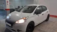 Usado 2015 Peugeot 208 Citadino | € 6.490 (Bom preço)