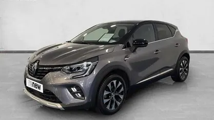 Cinzento Usado 2024 Renault Captur SUV | € 21.500 (Preço justo)