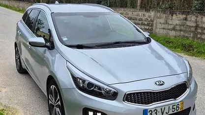 Cinzento Usado 2018 Kia Ceed Citadino | € 10.500 (Preço justo)