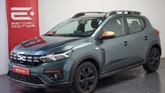 Verde Usado 2023 Dacia Sandero Expression Citadino | € 16.500 (Bom preço)