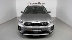 Cinza Usado 2021 Kia Niro Urban SUV | € 23.980 (Preço justo)