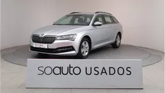 Cinzento claro metalizado Usado 2023 Skoda Superb Ambition Carrinha | € 28.490 (Super Preço)