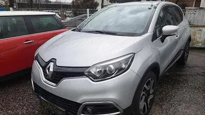 Usado 2014 Renault Captur SUV | € 9.800 (Bom preço)