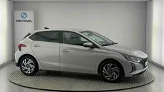 Cinzento Usado 2024 Hyundai i20 Comfort Citadino | € 17.490 (Preço justo)