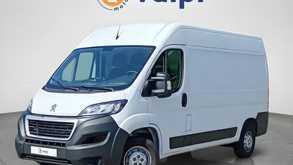 Usado Peugeot Boxer 120 HP (88 kW) 2023 Branco Van