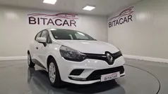 Branco Usado 2019 Renault Clio IV Zen Citadino | € 14.950 (Preço justo)