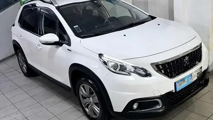 Usado 2019 Peugeot 2008 SUV | € 15.750 (Bom preço)