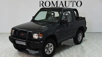 Usado Mitsubishi Pajero Top 99 HP (72 kW) 1996 SUV