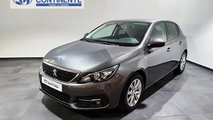Usado Peugeot 308 102 HP (75 kW) 2021