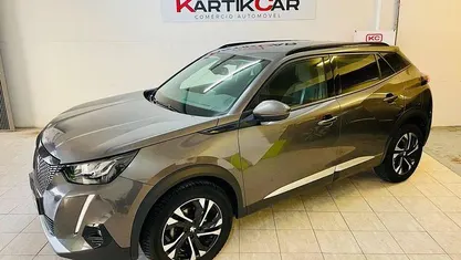 Usado Peugeot 2008 130 HP (95 kW) 2021 SUV