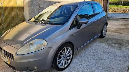 Cinzento Usado 2006 Fiat Punto Citadino | € 1.750 (Preço justo)