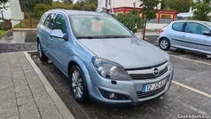 Cinza Usado 2010 Opel Astra Sedan | € 4.490 (Bom preço)