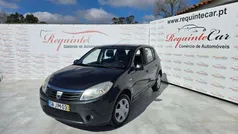 Cinzento Usado 2010 Dacia Sandero Comfort Citadino | € 3.990