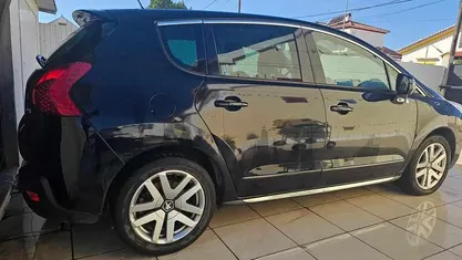 Usado Peugeot 3008 200 HP (147 kW) 2013 Preto Carrinha