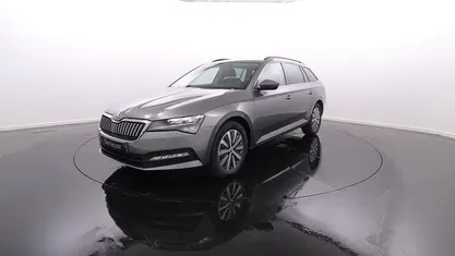 Usado Skoda Superb 150 HP (110 kW) 2023