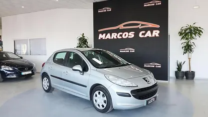 Usado Peugeot 207 68 HP (50 kW) 2007 Cinza