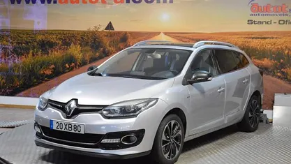 Usado Renault Mégane III 110 HP (80 kW) 2014 Cinzento Carrinha