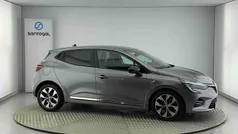 Cinzento Usado 2023 Renault Clio V Evolution | € 16.990 (Preço justo)