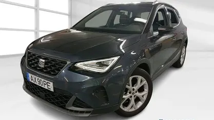 Usado Seat Arona FR 110 HP (80 kW) 2023 Cinza SUV