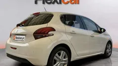 Usado 2019 Peugeot 208 Allure Citadino | € 12.990 (Preço justo)
