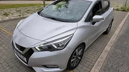 Usado Nissan Micra 101 HP (74 kW) 2019 Cinzento Citadino