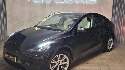 Preto Usado 2023 Tesla Model Y SUV | € 34.500 (Bom preço)