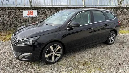 Usado 2017 Peugeot 308 SW Carrinha | € 12.950 (Preço justo)