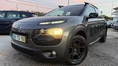 Cinzento Usado 2015 Citroën C4 Cactus Citadino | € 10.990 (Preço justo)