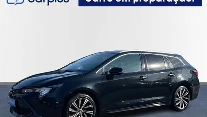 Usado Toyota Corolla Comfort 116 HP (85 kW) 2022 Preto Carrinha