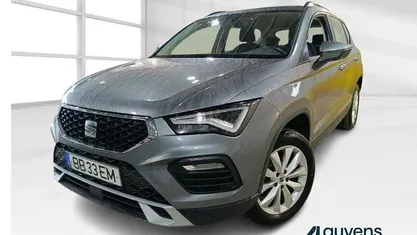 Cinza Usado 2023 Seat Ateca Style SUV | € 21.400 (Preço justo)