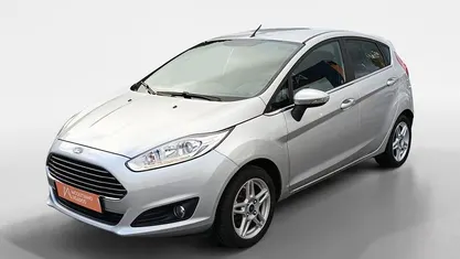 Cinza Usado 2014 Ford Fiesta Trend | € 8.872 (Bom preço)