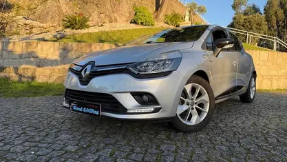 Usado 2017 Renault Clio IV LIMITED | € 12.999 (Preço justo)
