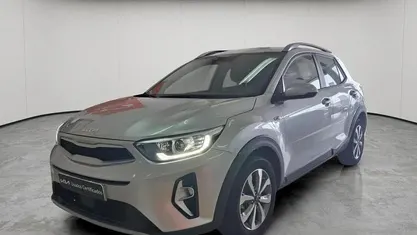 Usado 2025 Kia Stonic SUV | € 18.450 (Preço justo)