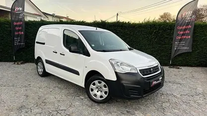 Usado 2015 Peugeot Partner Monovolume | € 9.499 (Preço justo)