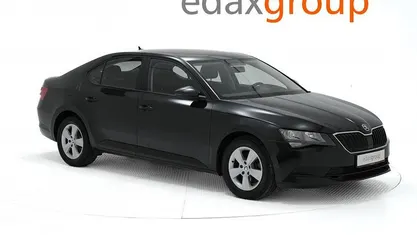 Preto Usado 2017 Skoda Superb Active Sedan | € 9.990 (Super Preço)