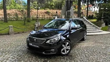 Usado Peugeot 308 Allure 130 HP (95 kW) 2019 Carrinha