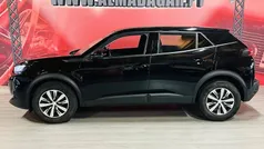 Preto Usado 2021 Peugeot 2008 Active SUV | € 15.750 (Bom preço)