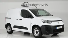 Branco Usado 2023 Fiat Doblò Monovolume | € 18.200 (Preço justo)