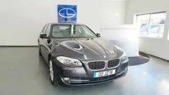 Cinzento Usado 2010 BMW 520 Sedan | € 14.350 (Bom preço)