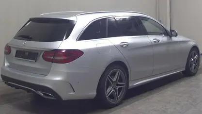 Usado Mercedes C300 306 HP (225 kW) 2020