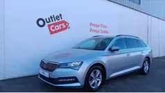 Cinzento claro metalizado Usado 2022 Skoda Superb Ambition Carrinha | € 21.950 (Super Preço)