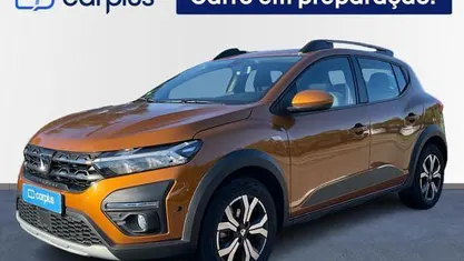 Laranja Usado 2022 Dacia Sandero Comfort | € 16.400 (Preço justo)