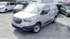 Usado 2022 Opel Combo Enjoy Monovolume | € 15.250 (Preço justo)