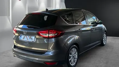 Cinza Usado 2017 Ford C-MAX Titanium S Monovolume | € 13.950 (Preço justo)
