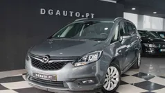 Cinzento Usado 2017 Opel Zafira Innovation Monovolume | € 14.990 (Preço justo)